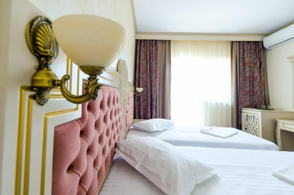 Hotel Belona Eforie Nord Buitenkant foto